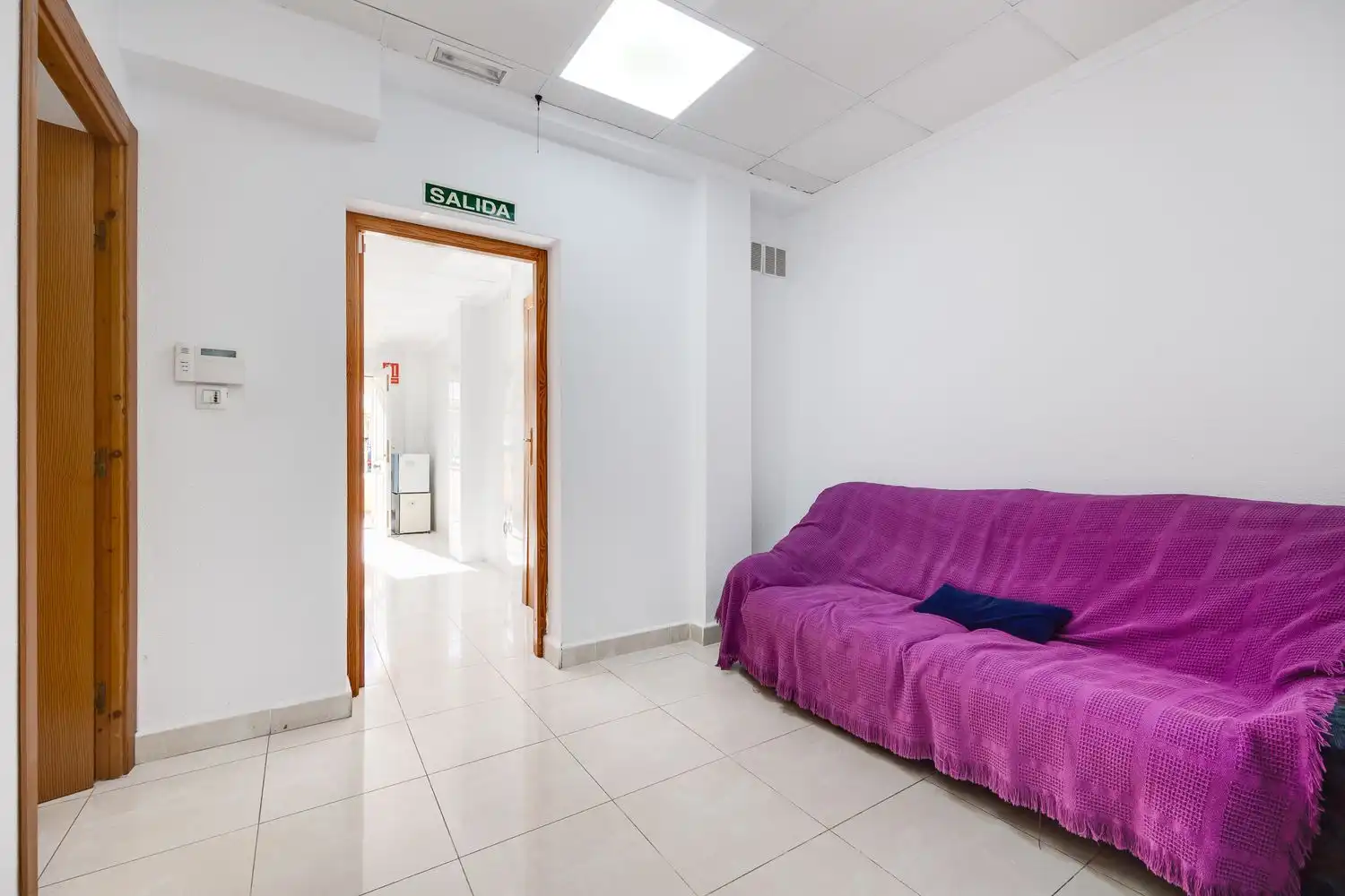 Commercial properties for sale in Torrevieja  with Air Conditioner