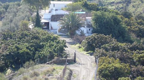 Casa de Campo en viñuela con mas de 80.000 metros de parcela.