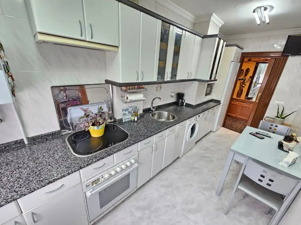 Cocina de Piso en venta en Villalegre - La Luz
