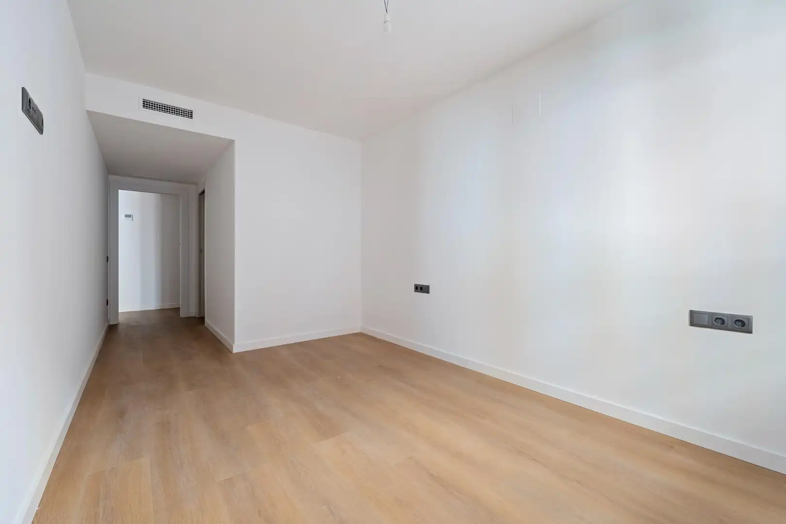 Flat for sale in Tarragona  with Air Conditioner and Heating