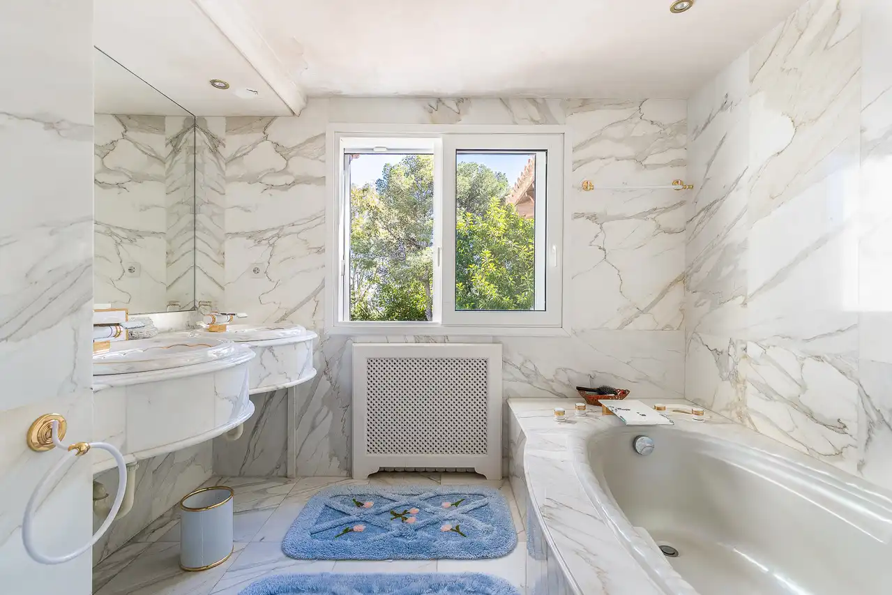 Country homes for sale in Génova