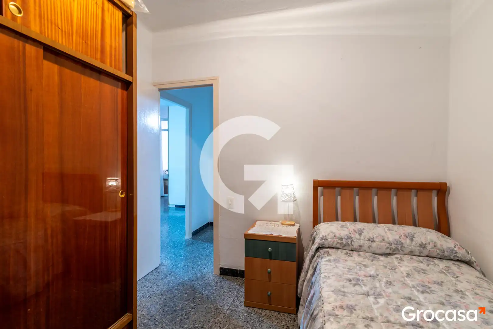 Dormitori de Pis en venda en Sant Feliu de Llobregat amb Forn, Rentadora i TV