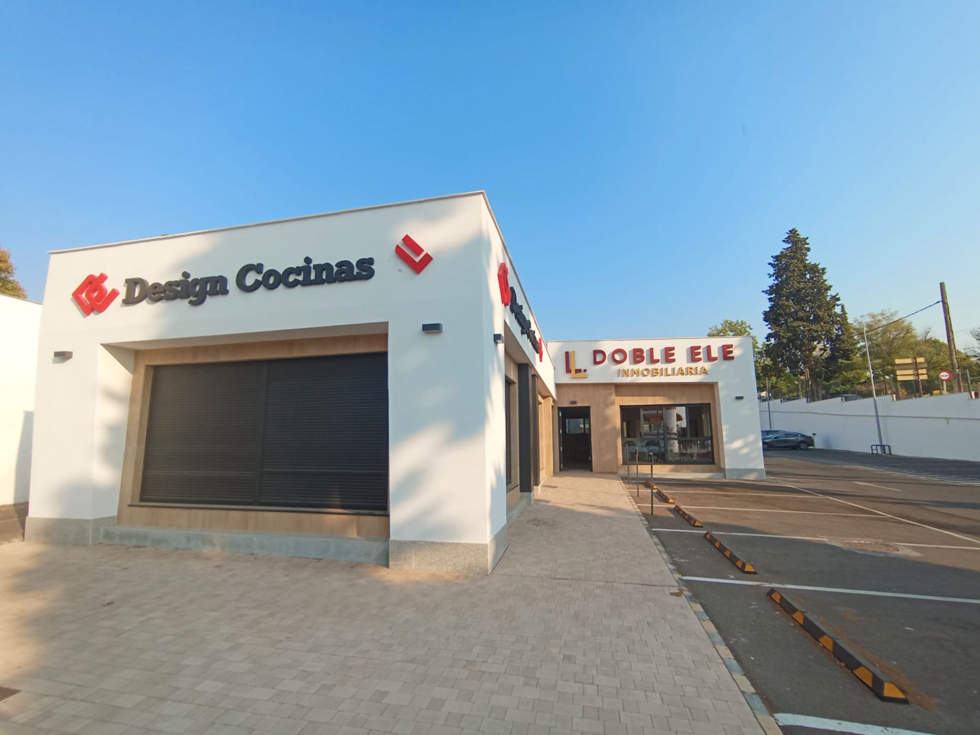 Local de lloguer en  Córdoba Capital amb Aire condicionat, Calefacció i Alarma