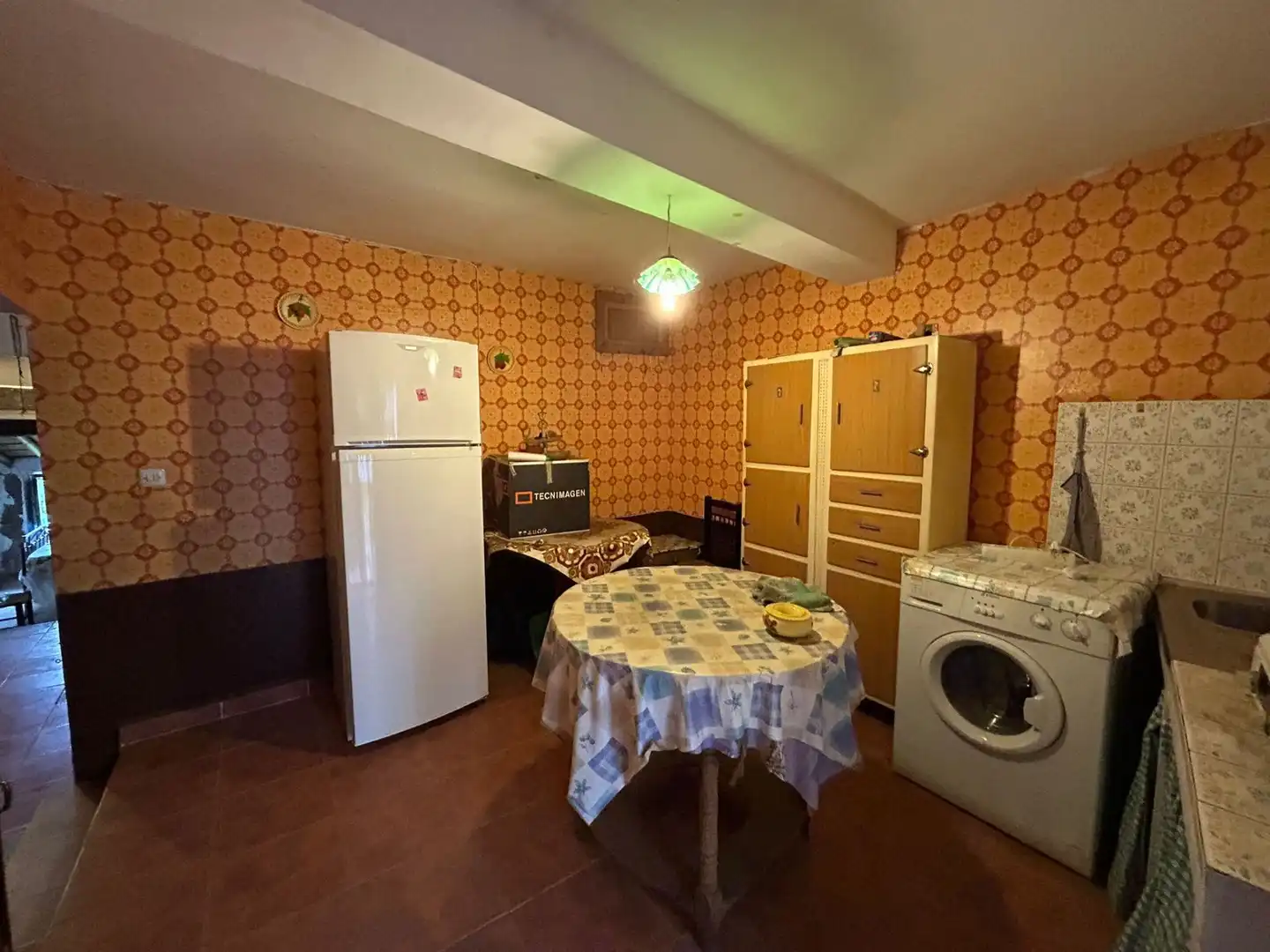Kitchen of Houses for sale in Perales del Puerto  with Storage room