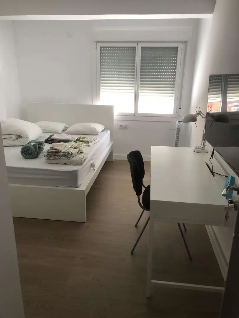 Habitació a Reyes Católicos