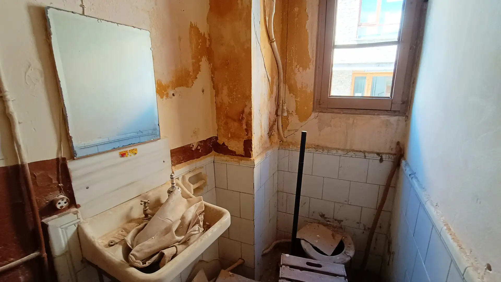 Badezimmer von Gebäude zum Verkauf in Sort