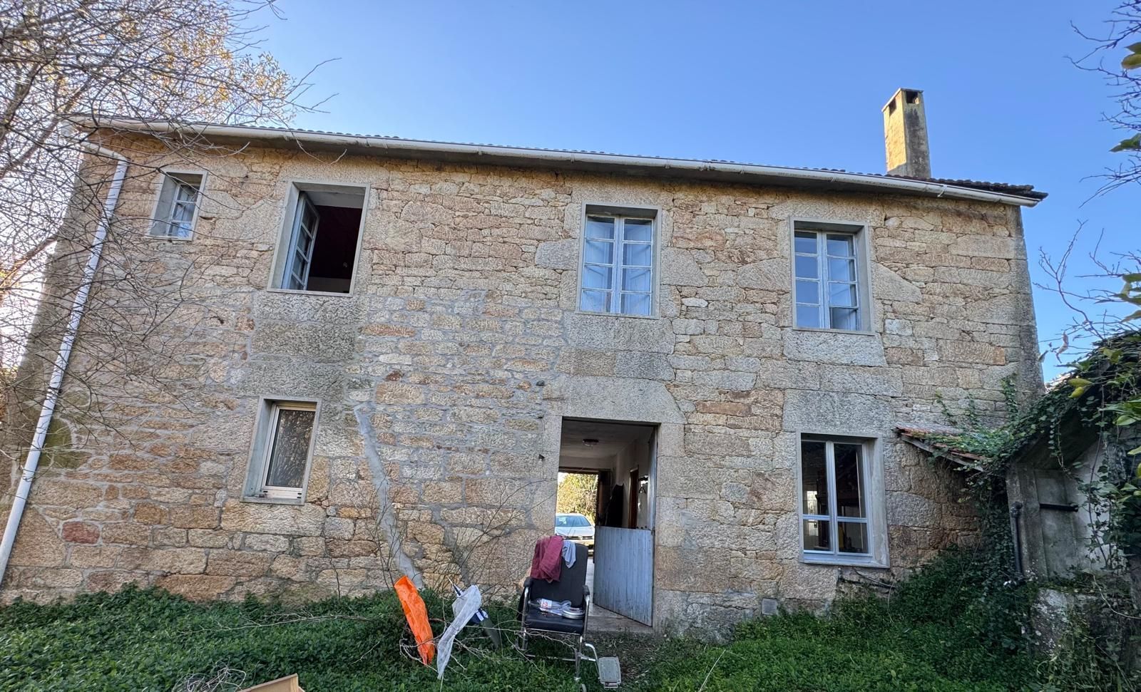 Vista exterior de Casa o xalet en venda en Pontedeume amb Calefacció i Jardí privat