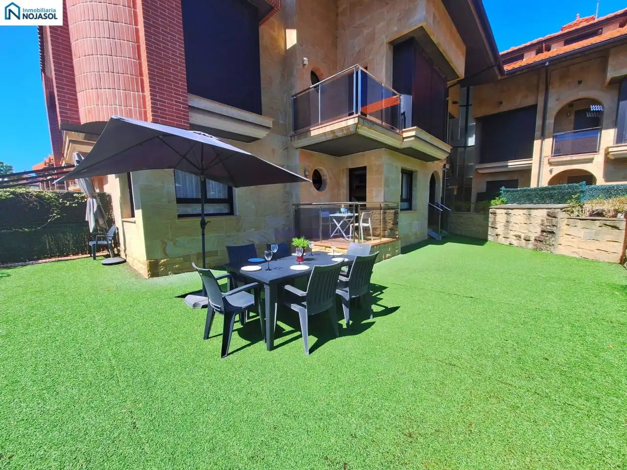 Terraza de Apartamento de alquiler en Noja con Calefacción, Jardín privado y Terraza