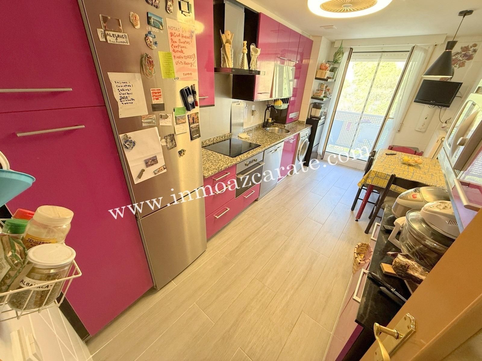 Kitchen of Flat for sale in Estella / Lizarra  with Parquet flooring