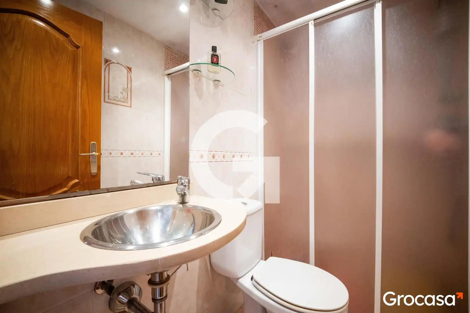 Baño de Casa adosada en venta en Mataró con Aire acondicionado, Calefacción y Jardín privado