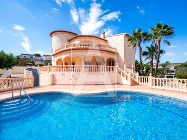 Villa avec piscine à vendre à La Fustera
