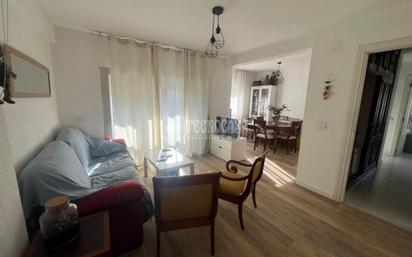 Living room of Flat for sale in  Madrid Capital  with Terrace and Balcony