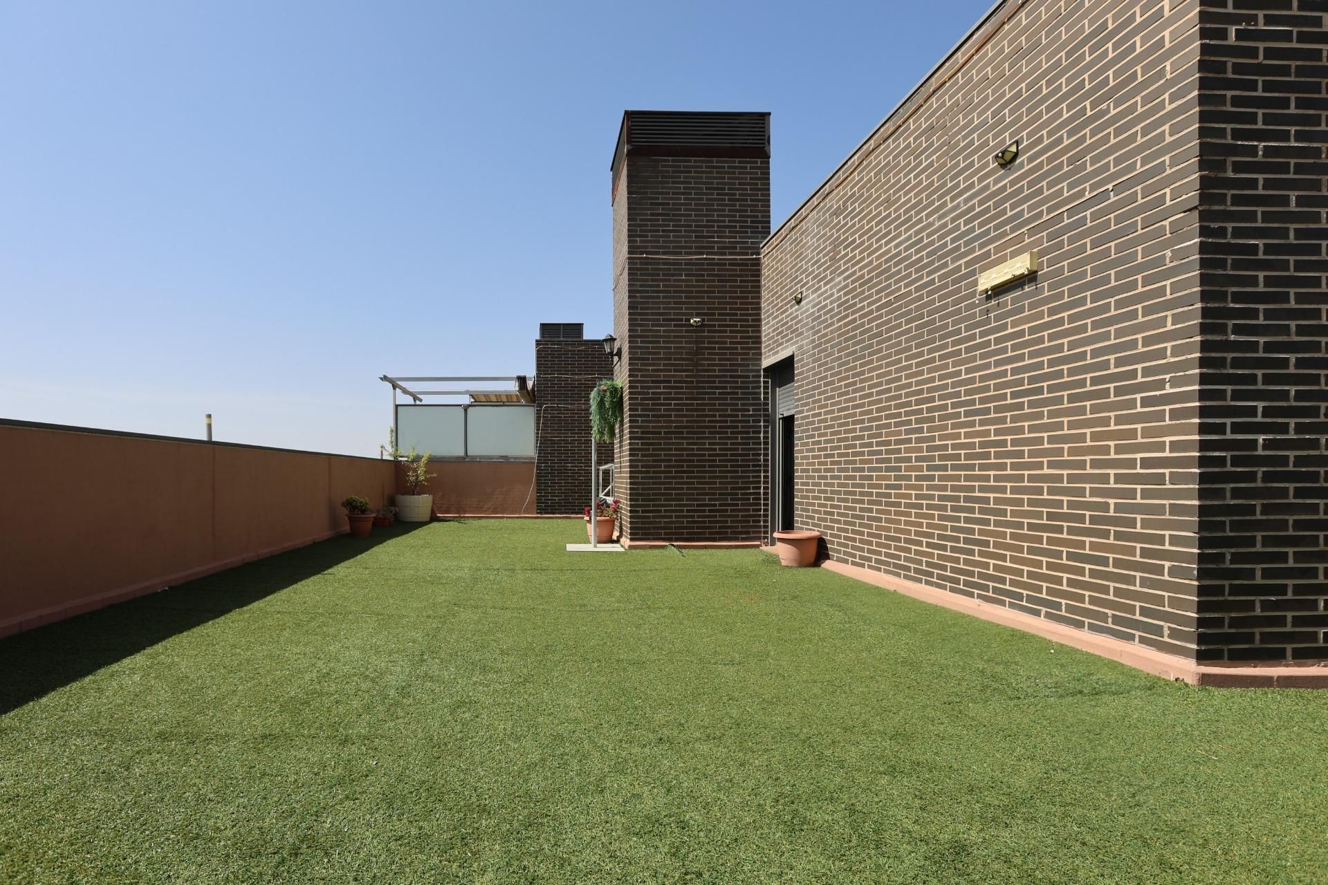 Terrassa de Àtic en venda en Valdemoro amb Calefacció, Jardí privat i Parquet