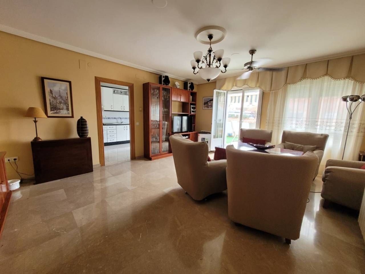 Ático en venta en Baza