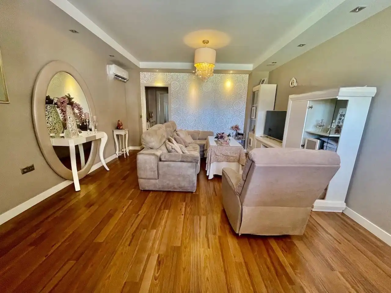 Sala d'estar de Casa o xalet en venda en Vélez-Málaga amb Aire condicionat, Calefacció i Terrassa