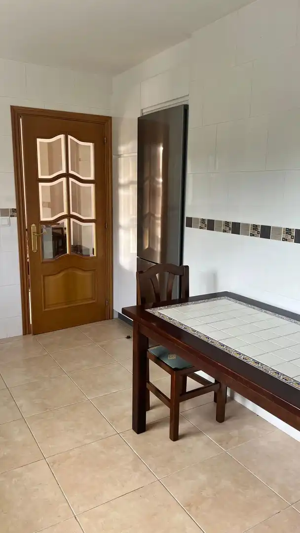 Comedor de Casa o chalet en venta en Oleiros con Jardín privado y Amueblado