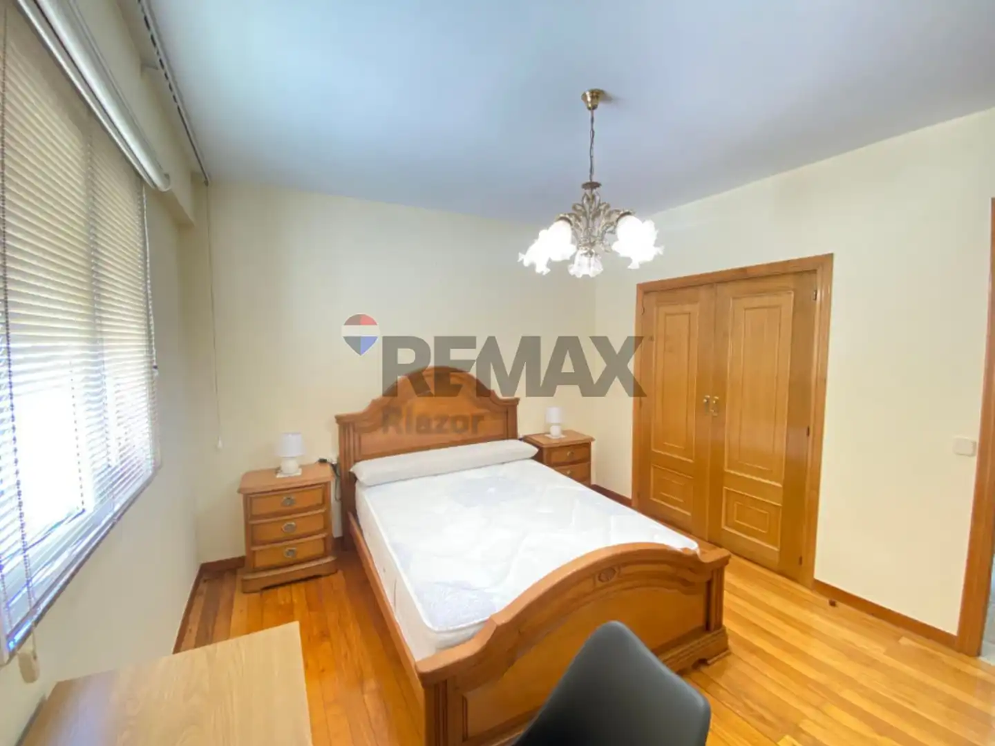 Habitación de Piso de alquiler en Santiago de Compostela  con Calefacción, Amueblado y Horno