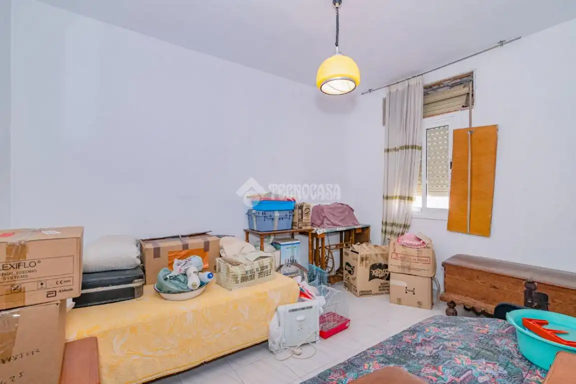Habitación de Casa adosada en venta en Lucena con Aire acondicionado y Amueblado