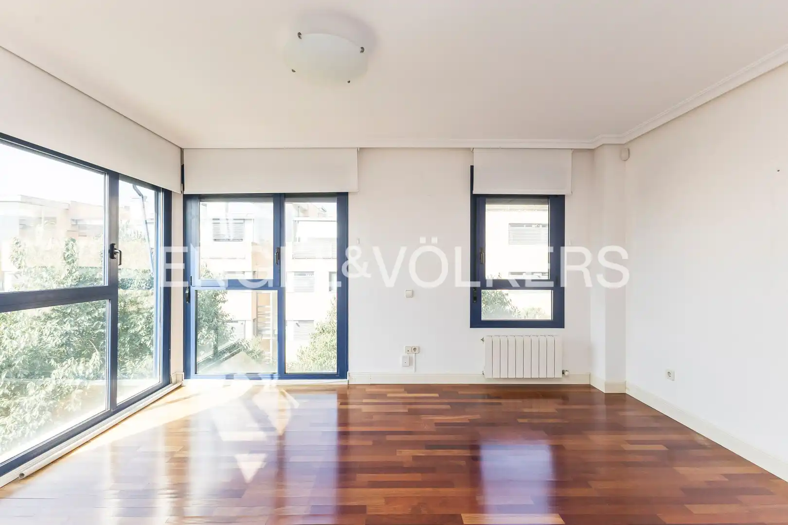 Exterior view of Flat for sale in Madrid  with Air Conditioner, Heating and Swimming Pool
