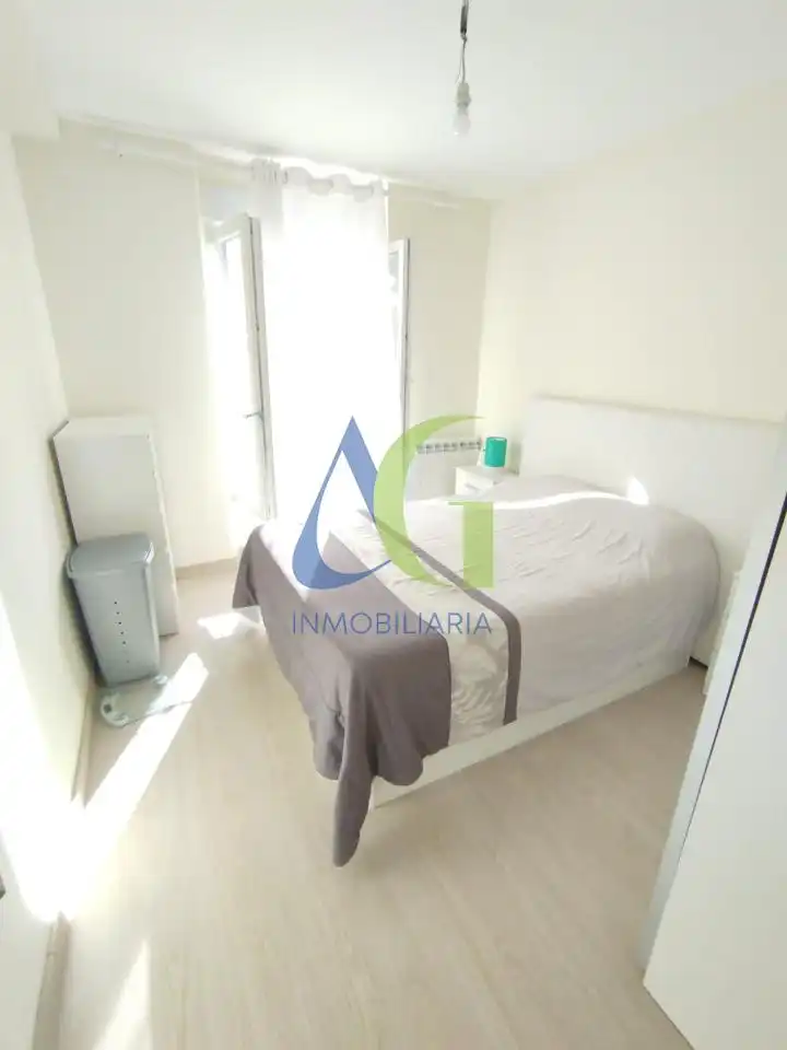Schlafzimmer von Wohnung zum Verkauf in León Capital  mit Heizung, Parkett und Abstellraum