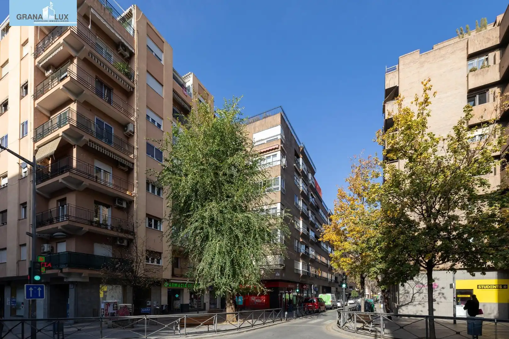 Piso con terraza en venta en Calle de Trajano, imagen 3