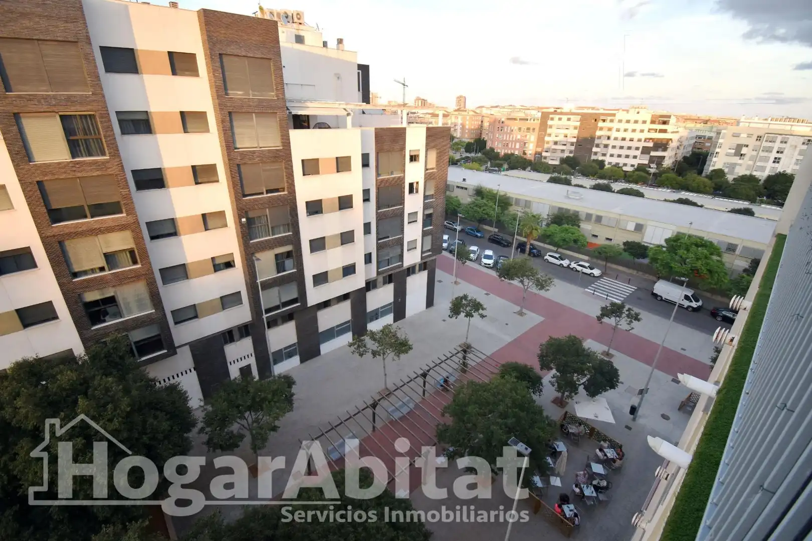 Vista exterior de Àtic en venda en Castellón de la Plana / Castelló de la Plana amb Aire condicionat, Calefacció i Terrassa