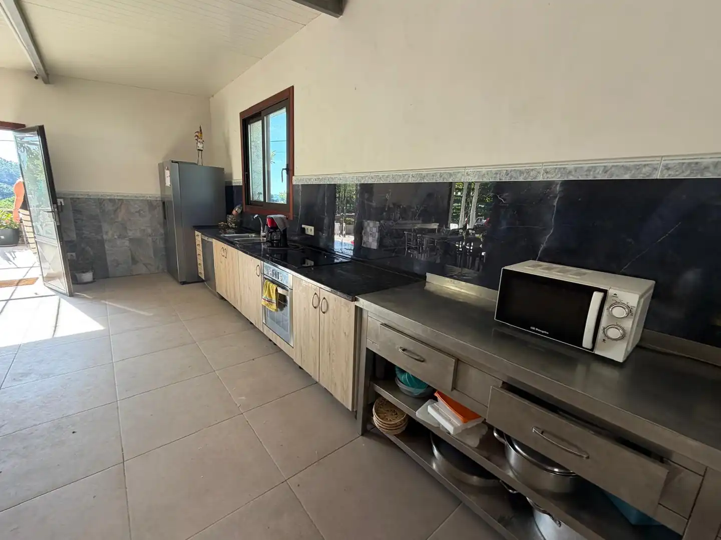 Cocina de Casa adosada en venta en Mondariz con Calefacción, Jardín privado y Amueblado