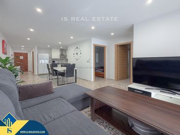 Flat with balcony for sale in Playa del Cura