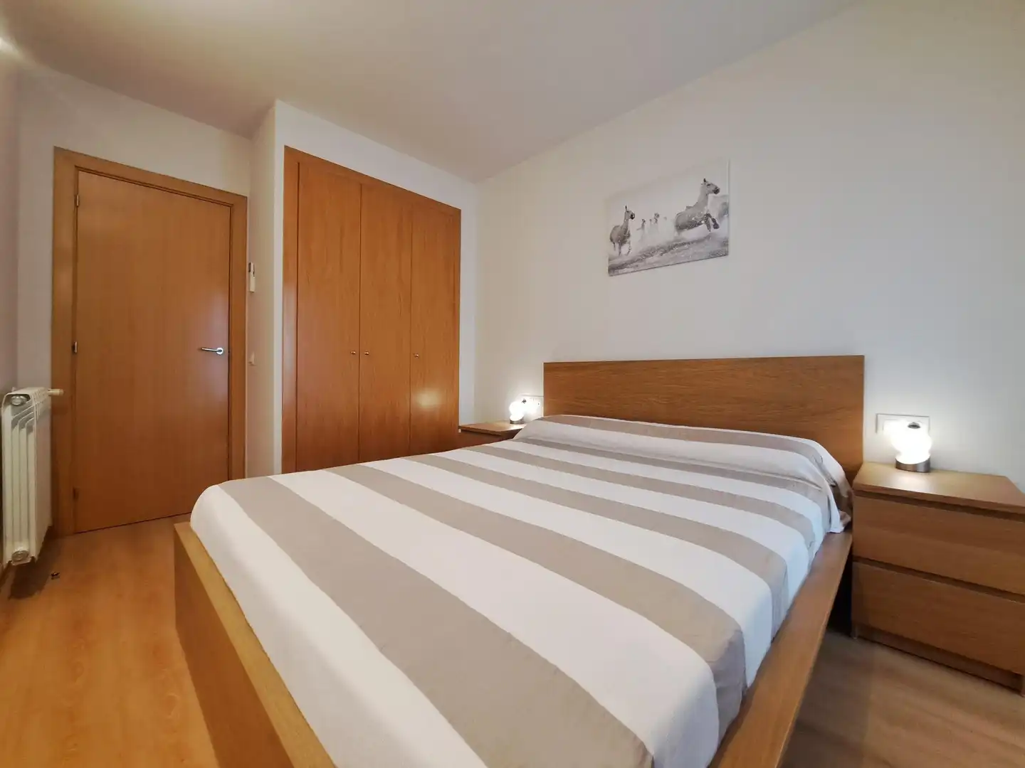 Schlafzimmer von Wohnungen zur Miete in Girona mit Klimaanlage, Heizung und Abstellraum