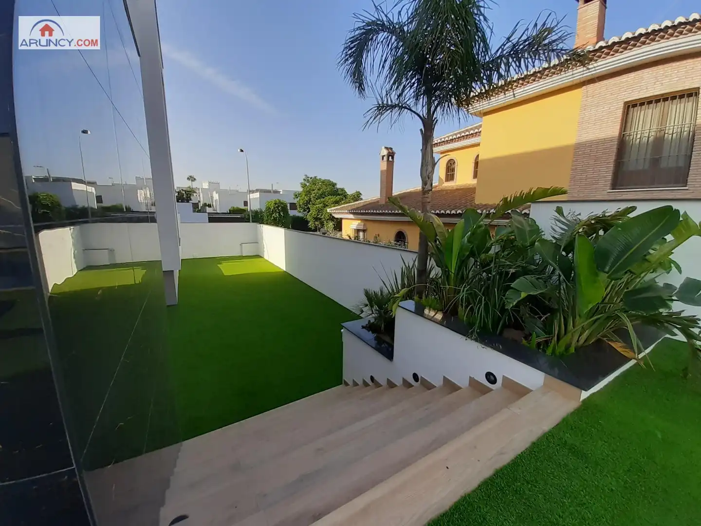 Terrace of Houses for sale in Montequinto  with Air Conditioner, Private garden and Storage room