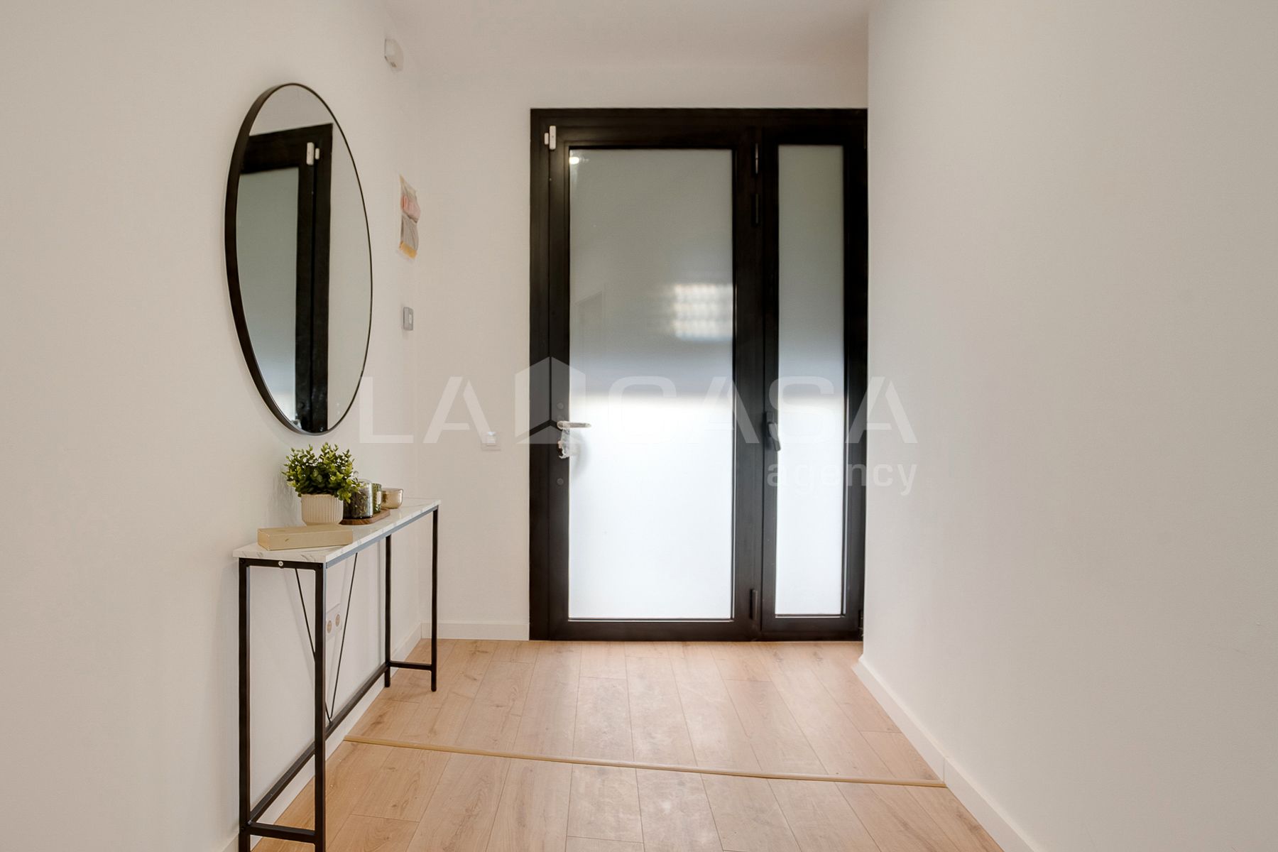 Planta baja for sale in L'Hospitalet de Llobregat  with Heating