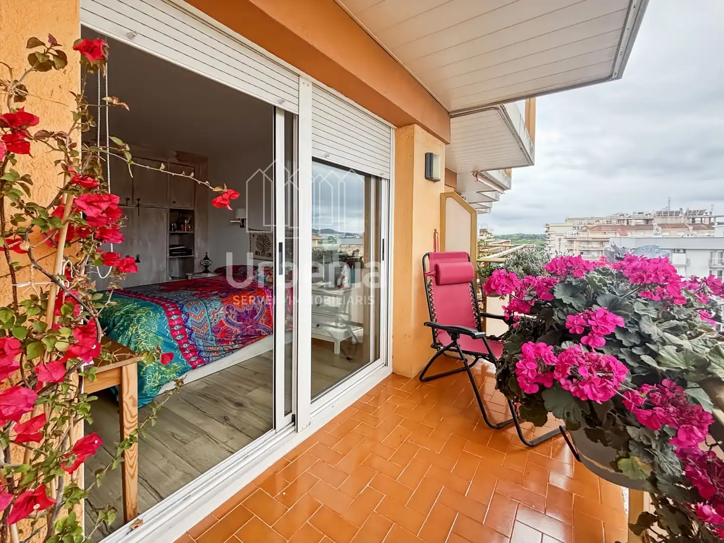 Terrasse von Wohnung zum Verkauf in Blanes mit Terrasse, Schwimmbad und Möbliert