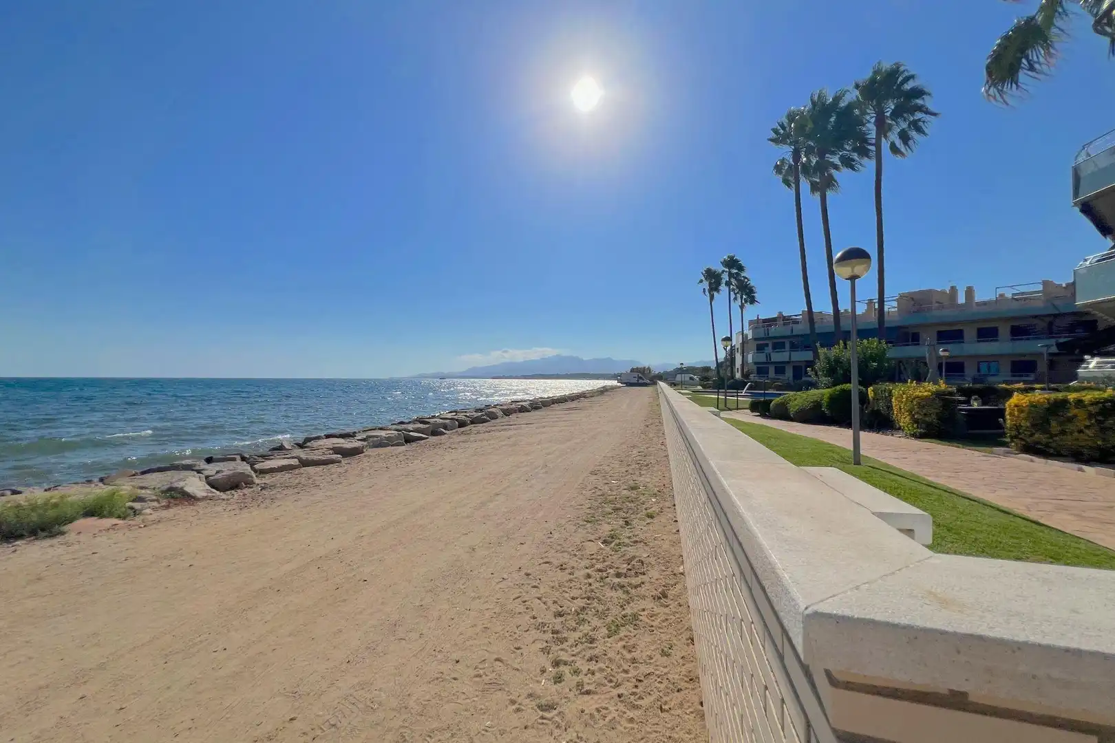 Dachboden zum Verkauf in Carrer BARQUERES DE LES, Platja de Mont-roig