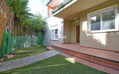 Jardí de Casa o xalet en venda en Cáceres Capital amb Aire condicionat i Terrassa