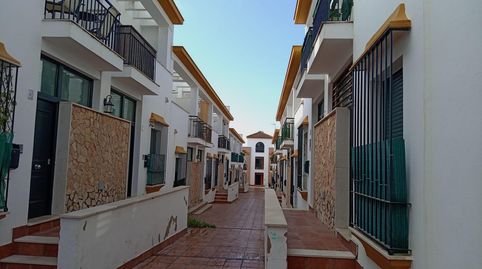 Foto 3 de Casa adosada en venta en Isla Cristina Ciudad, Isla Cristina