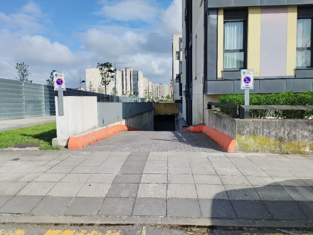 Aparcament de Garatge en venda en Santander