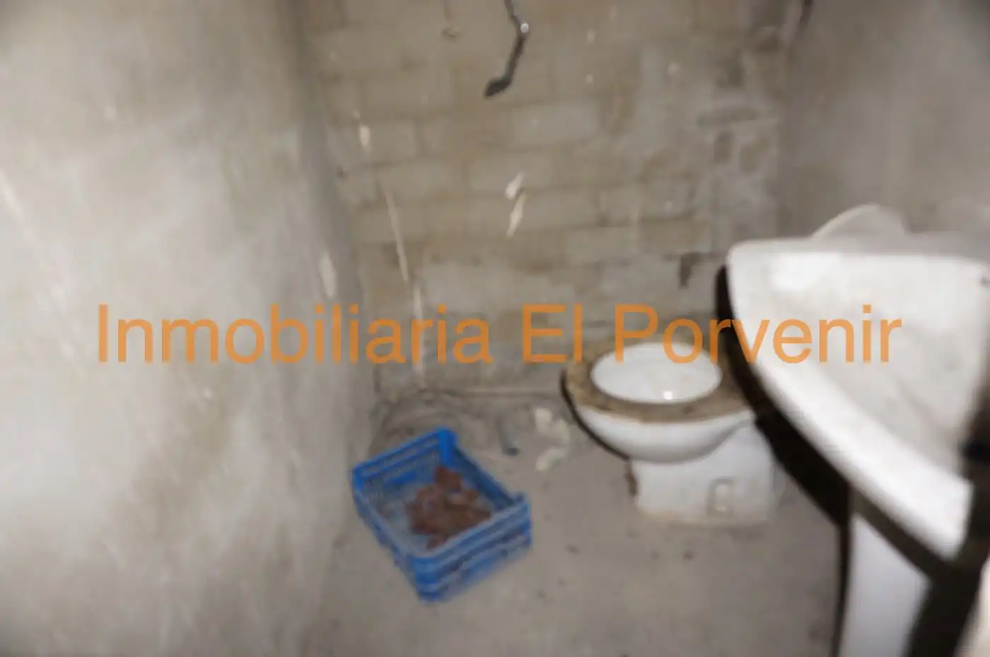 Local comercial de lloguer a Calle Tirant Lo Blanc, imagen 8