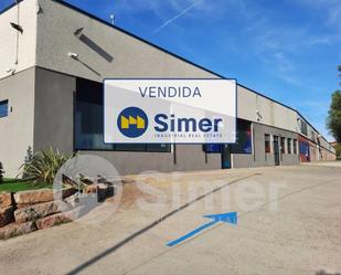 Nau industrial en venda en Montornès del Vallès