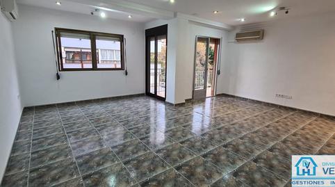 Foto 2 de Pis en venda a Carrer del Poeta Serrano Clavero, Nou Benicalap,  Valencia Capital