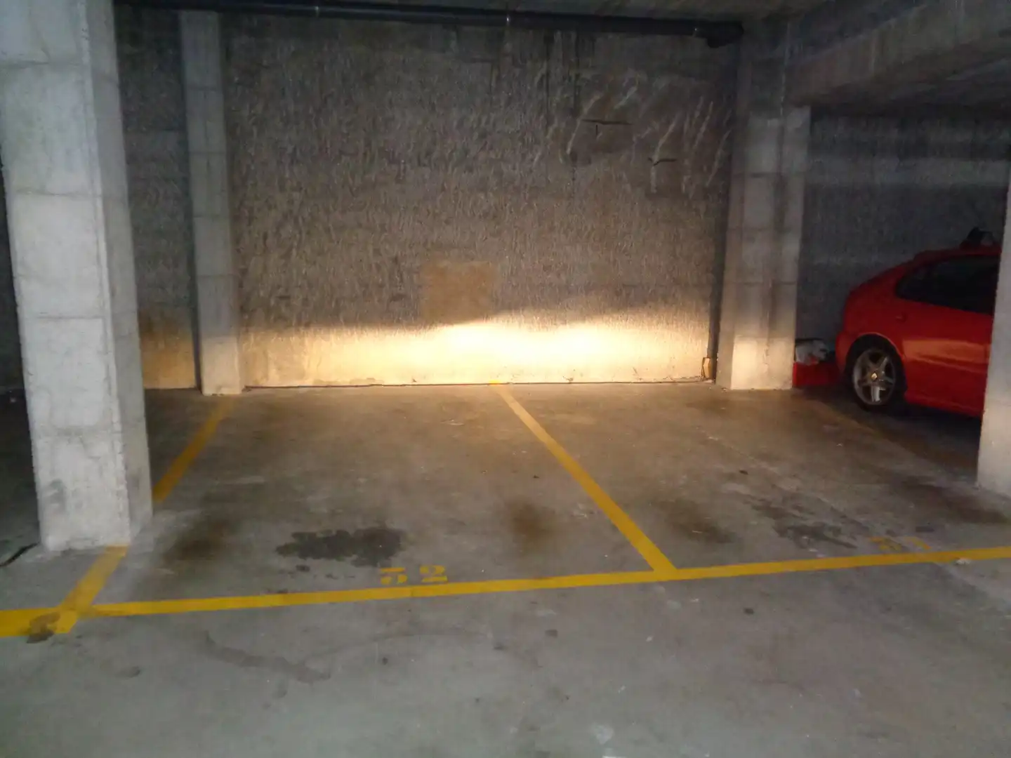 Parking de Planta baja en venta en Terrassa con Aire acondicionado, Calefacción y Horno