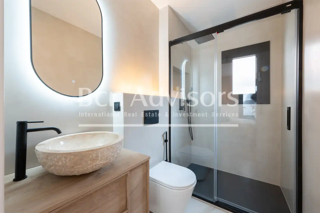 Bathroom of Flat for sale in Barcelona  with Air Conditioner, Heating and Parquet flooring