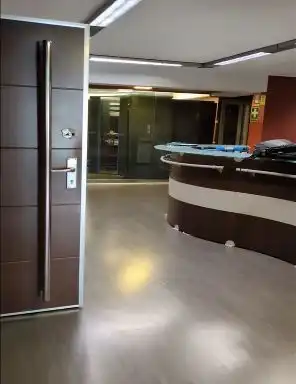 Oficina de alquiler en Vigo  con Aire acondicionado
