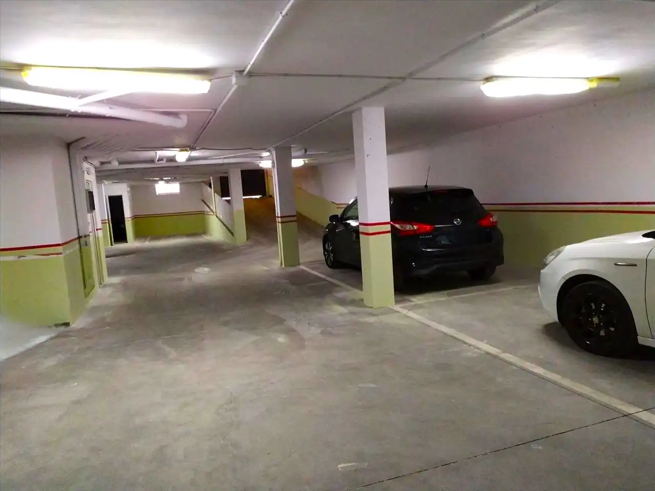 Garatge en venda a LOS ALUCHES, La Lastra