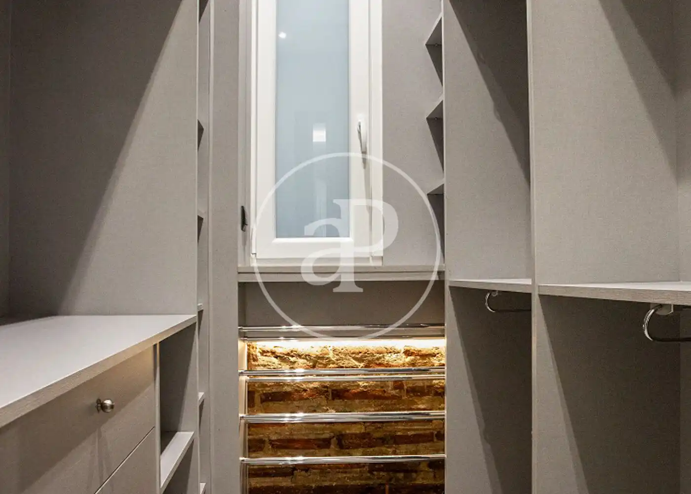 Flat for rent in C. de Fúcar, Cortes - Huertas