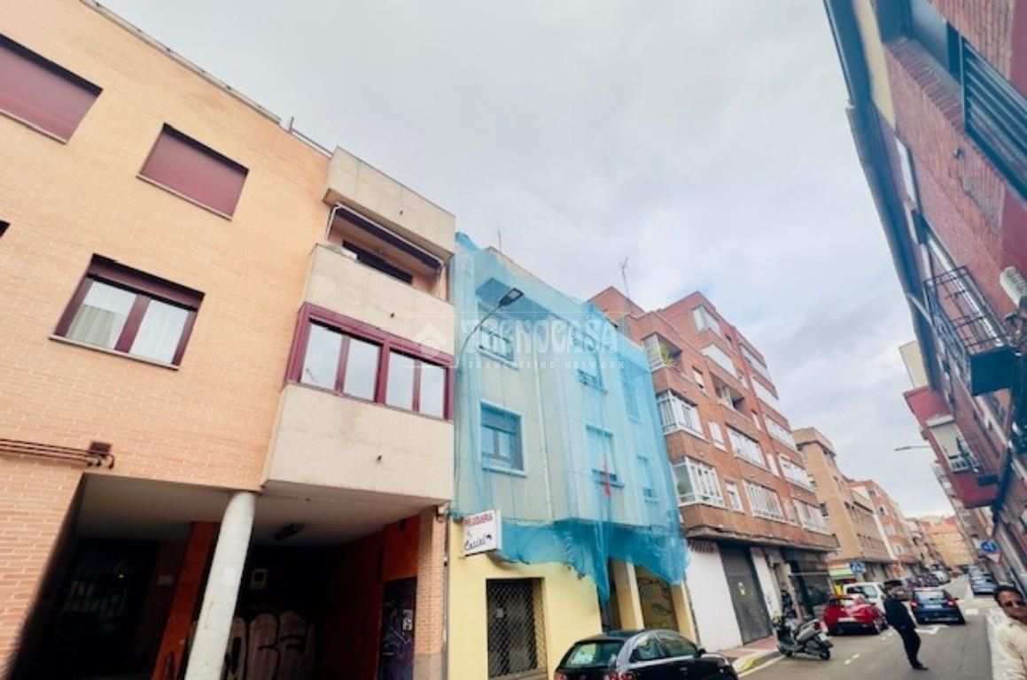 Vista exterior de Pis en venda en Valladolid Capital