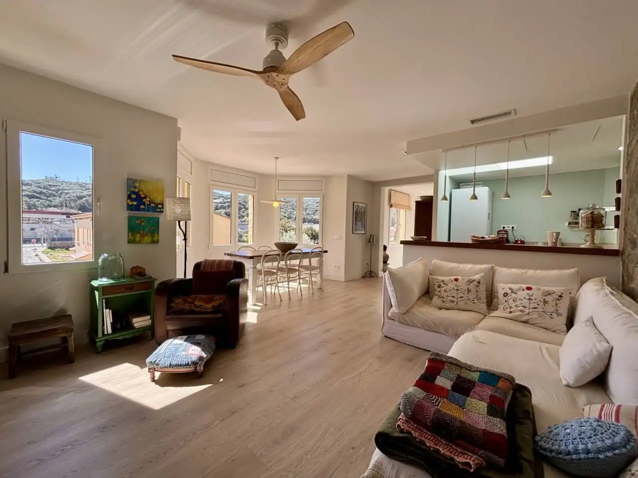 Sala de estar de Piso de alquiler en Sant Feliu de Guíxols con Terraza y Amueblado