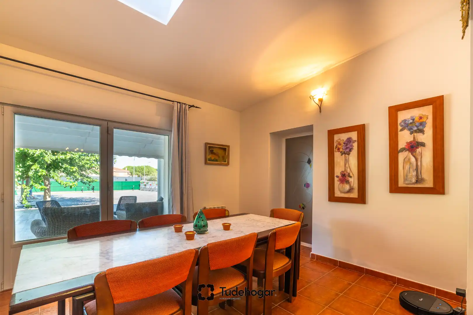 Comedor de Casa o chalet en venta en Tudela de Duero con Calefacción, Jardín privado y Amueblado