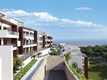 Ático con piscina en venta en Benahavís pueblo