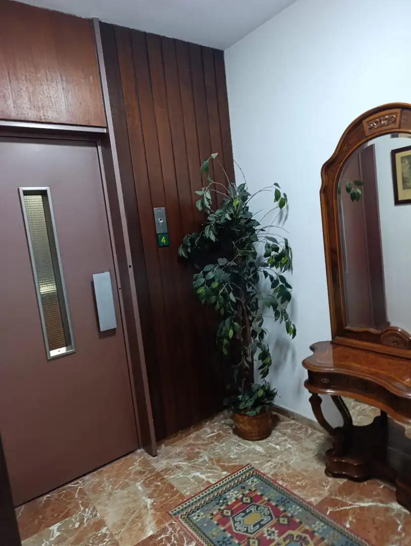 Appartamento con ascensore in affitto a Calle Larga 39, imagen 9