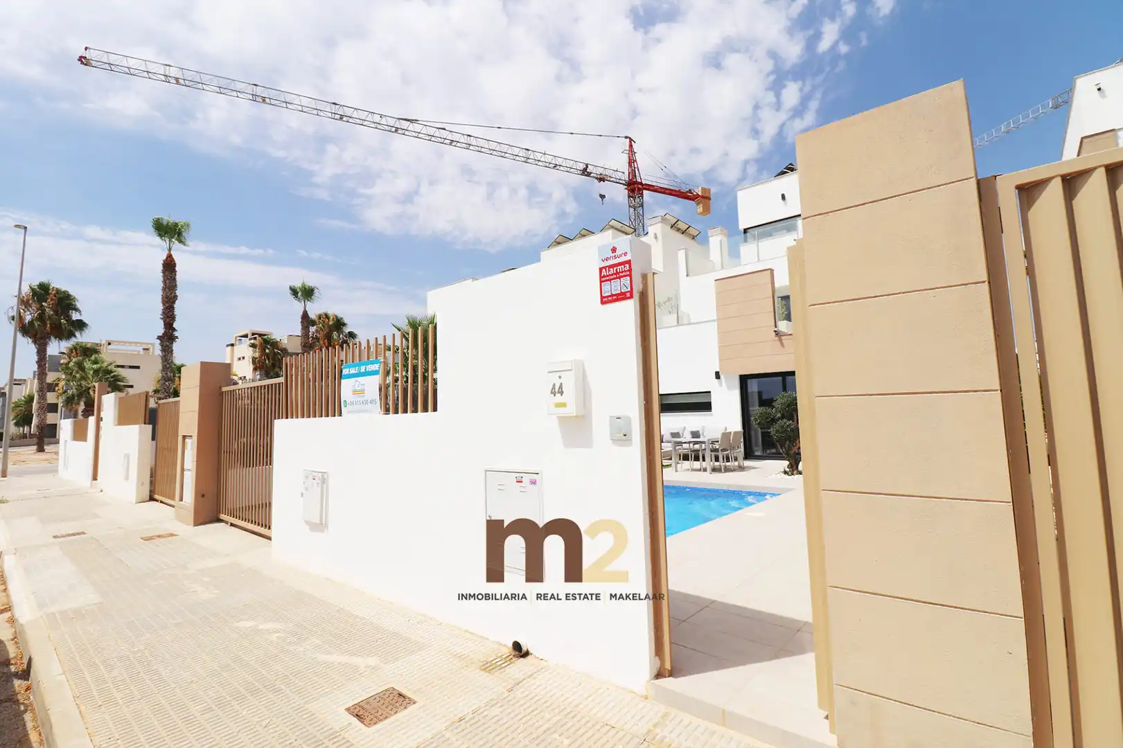 Vista exterior de Casa o chalet en venta en Guardamar del Segura con Aire acondicionado, Calefacción y Jardín privado
